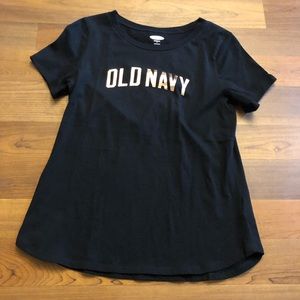 Old navy black tee